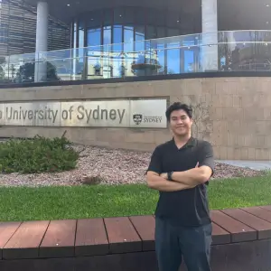 hoc-bong-le-dang-hoang-minh